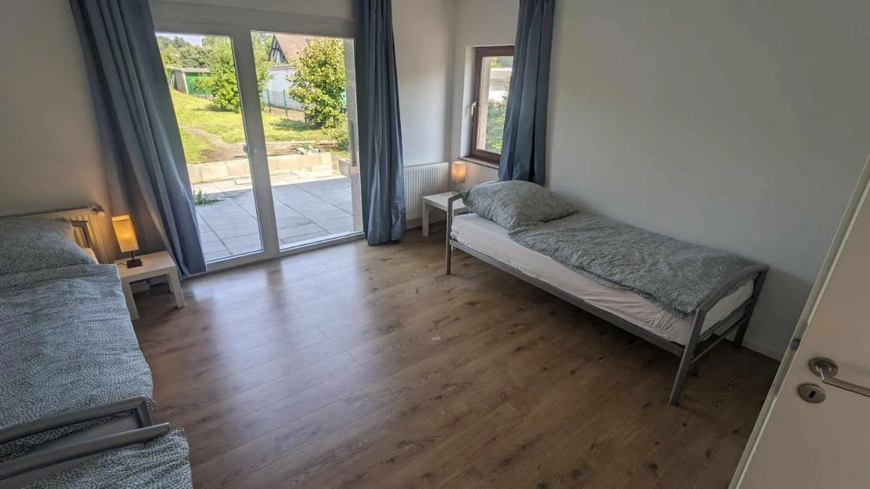 Апартаменты Beautiful Airportflats Near Koeln 0*, Кёльн Германия