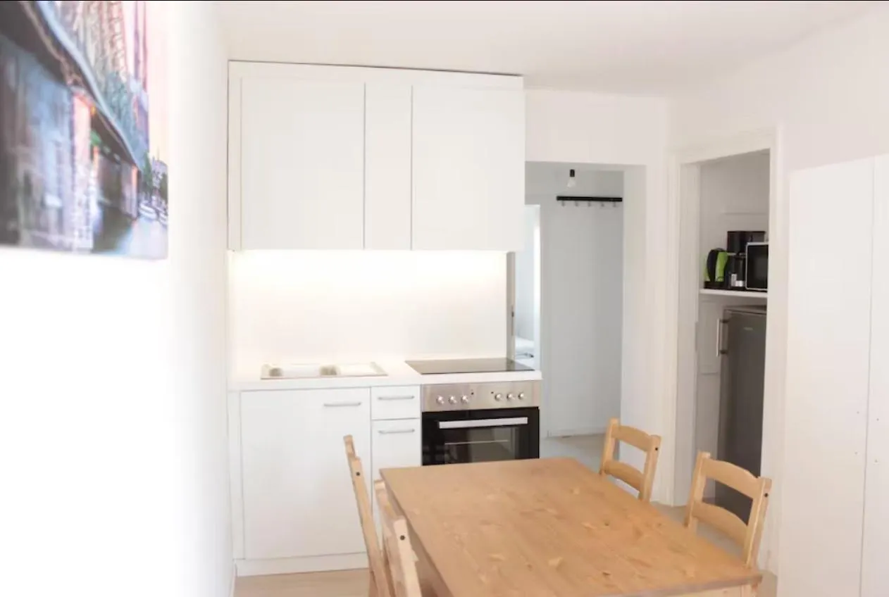 Апартаменты Beautiful Airportflats Near Koeln Кёльн